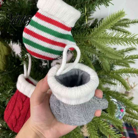 Wool Table Setting Mini Knitted Christmas Mitten Ornaments, Xmas Glove Hanging Decor, Festive Tableware Flatware Winter Home Ornament Holders,