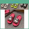 Cute Bear Design Thick Sole Women's Summer Slippers Soft Comfortable Non-slip Flip Flops