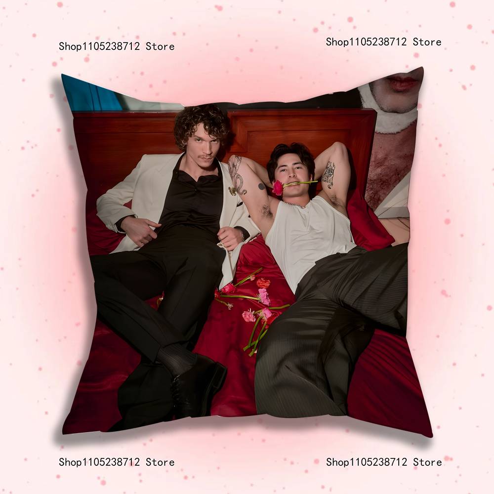 Vintage H-Heateds R-Rivalry Anime Pillow Case Anti-Dustmite Pillowcase Invisible Zipper Silky Short Plush Sofa Cushion Cover