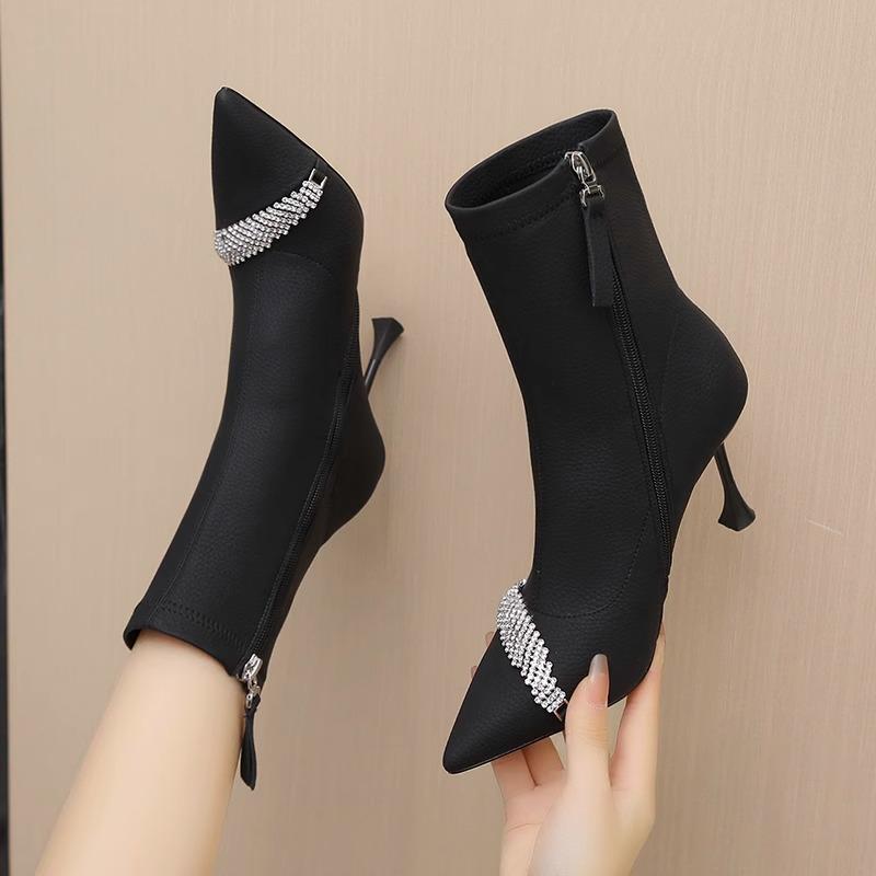 Осенне-зимняя обувь, пикантные тонкие сапоги на высоком каблуке, женские туфли-лодочки на молнии с острым носком и стразами