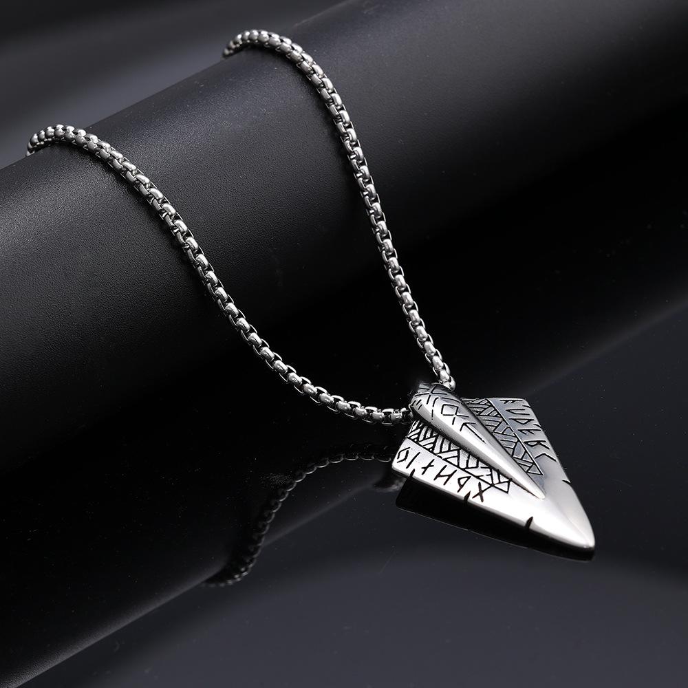 Fashion Retro Viking Rune Spear Pendant for Women Charm Nordic Stainless Steel Men Necklace Popular Valentine's Day Gift Jewelry