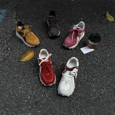 Женская обувь – Кроссовки