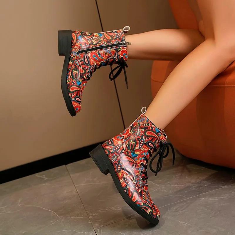 Обувь для женщин Модные ботильоны на шнуровке Женские ботинки Зимние новинки Низкий каблук Современные ботинки Женские туфли с граффити Дамы