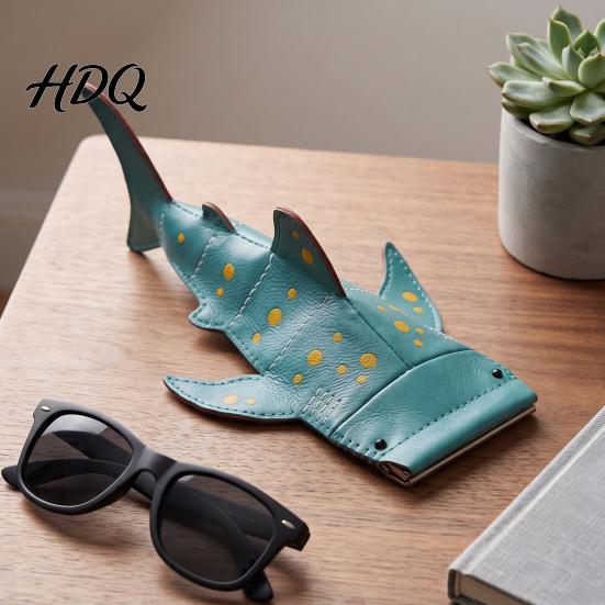 Lightweight Cosmetic Holder Whale Shark Sunglasses Case Creative Faux Leather Pencil Pouch Unique Birthday Gift for Kids Portable Eyeglasses