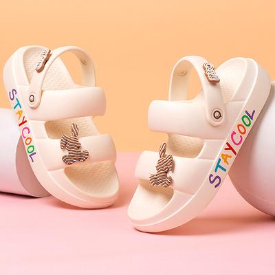 Босоножки женские летние для улицы на плоской подошве модные простые с мягкой подошвой легкие нескользящие наступающие на говно дышащие пляжные туфли