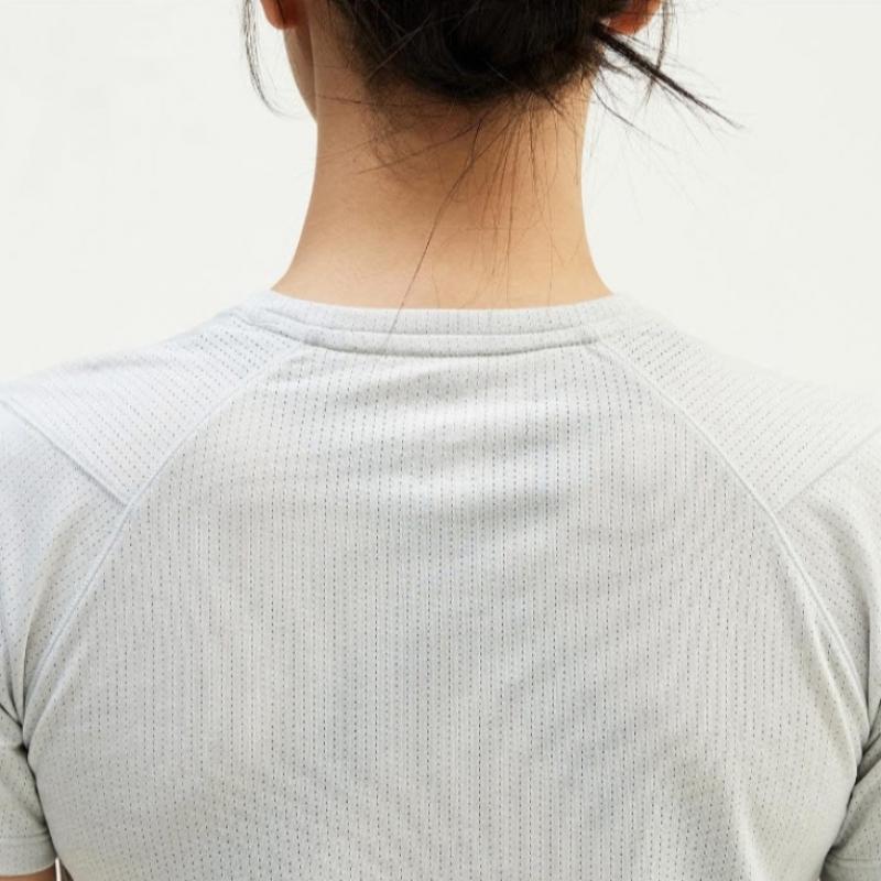 New Balance Tee Nqj Nbnee2p232 15 Women S athleticS Running Short Sleeve Tee  