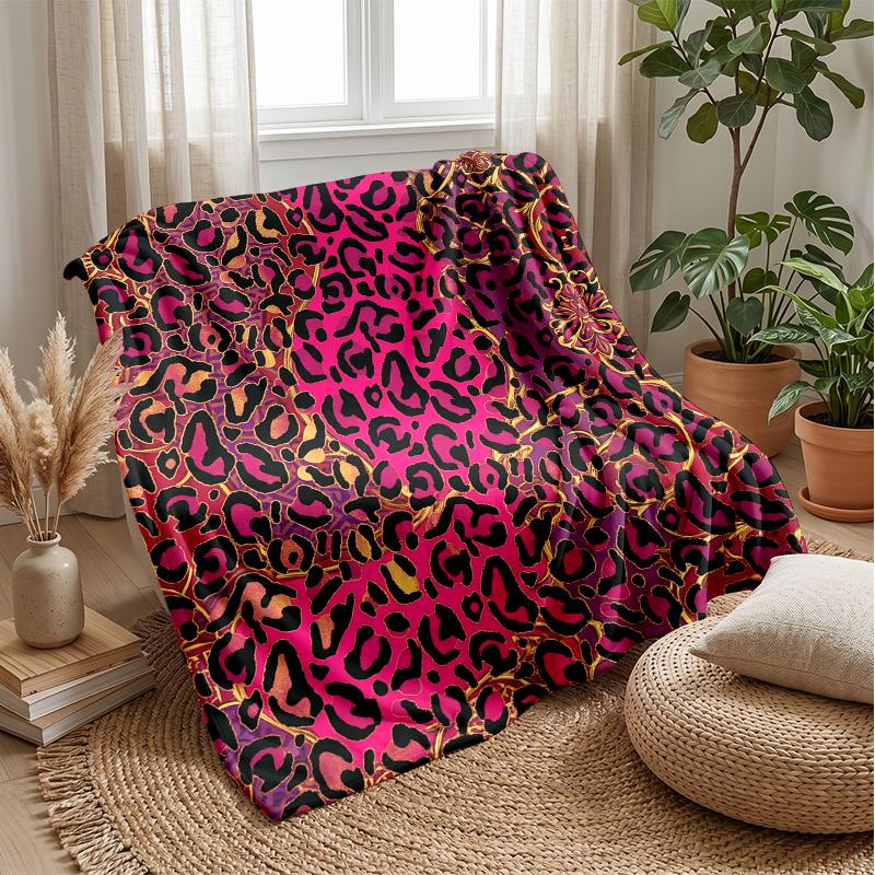 Leopard Print Fashion Pattern Theme blanket Lightweight Warm Flannel Blanket Decorative Throw Blanket for Home Decoration
