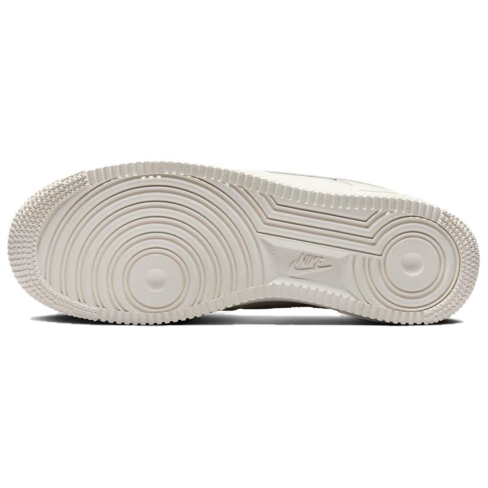 Nike Air Force 1 07 Essential Sail Черные женские кроссовки кремовые HF1058-133