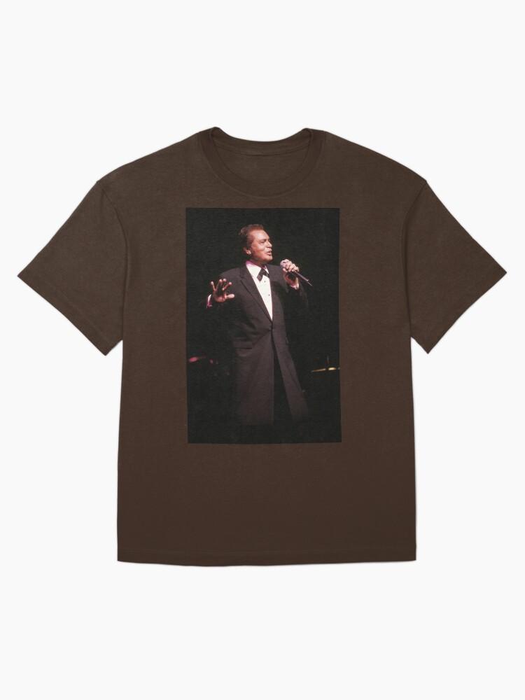 Engelbert Humperdinck Engelbert Humperdinck - Photograph Oversized T-Shirt