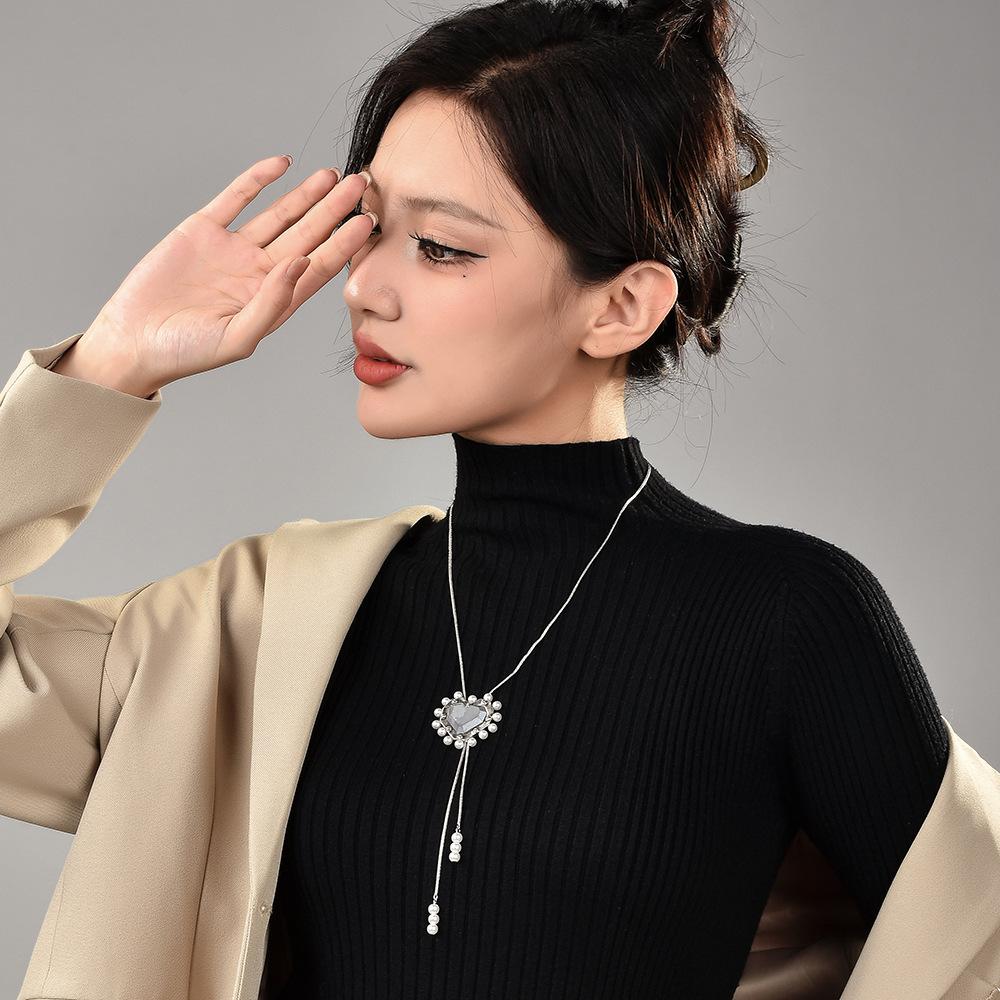 Factory Love Pearl Splicing Gray Diamond Cement Sealing Heart Necklace Men And Women Cuban Chain Love Couple Chain