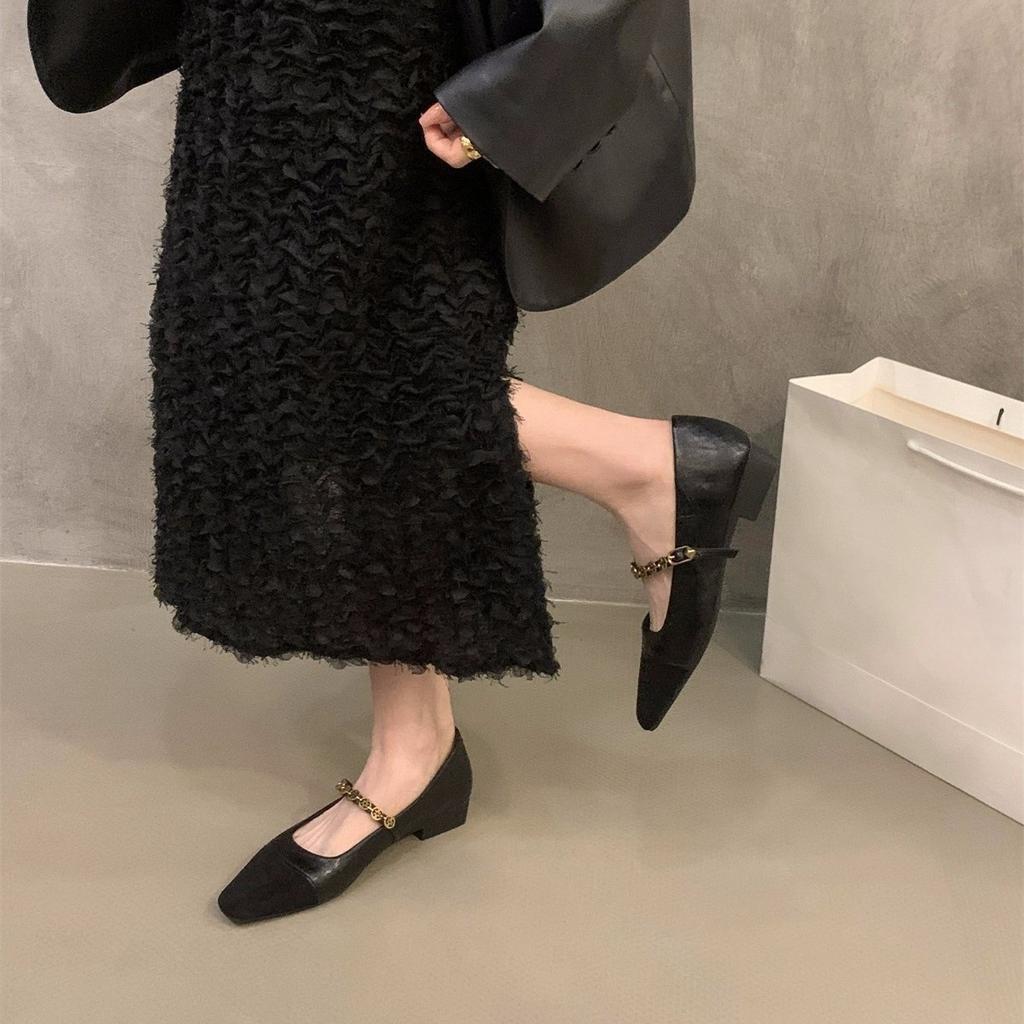 French Low-heeled Red Mary Jane Single Shoes Women's Shoes 2025 New Spring and Autumn Retro Splicing Black Commuter Shoes