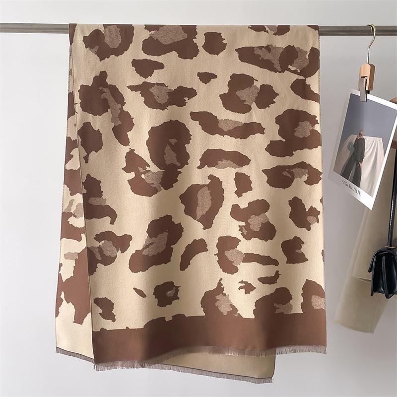 Fashion Scarf Animal Leopard Pashmina Shawls Lady Wraps Cashmere Bufanda Female Scarves Winter Warm Blanket Thick Stoles