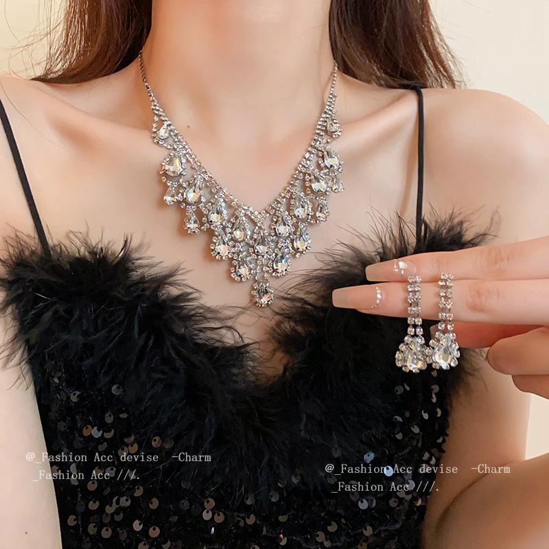 French light luxury water drop diamond stud earrings necklace set niche versatile collarbone chain temperament fashion high-end jewelry