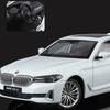 1/18 BMW 530 Li Металлическая Миниатюрная Модель Автомобиля Литой Металл Статическая Масштабная Модель Коллекция Автомобилей Детская Игрушка на День Рождения Автомобили