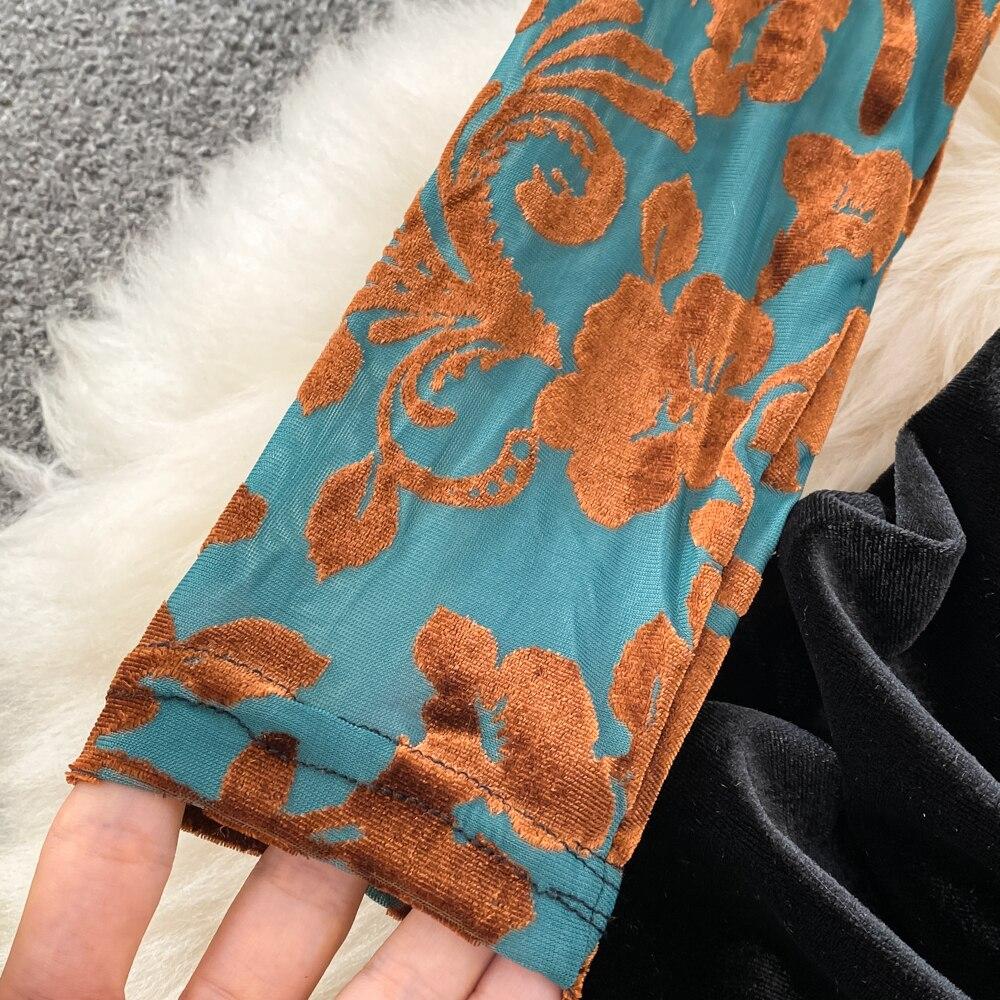 Autumn New Style of Celebrity Temperament V Neck Bronzing Printing High Waist Fold Stitching False Two Bag Hip Dress