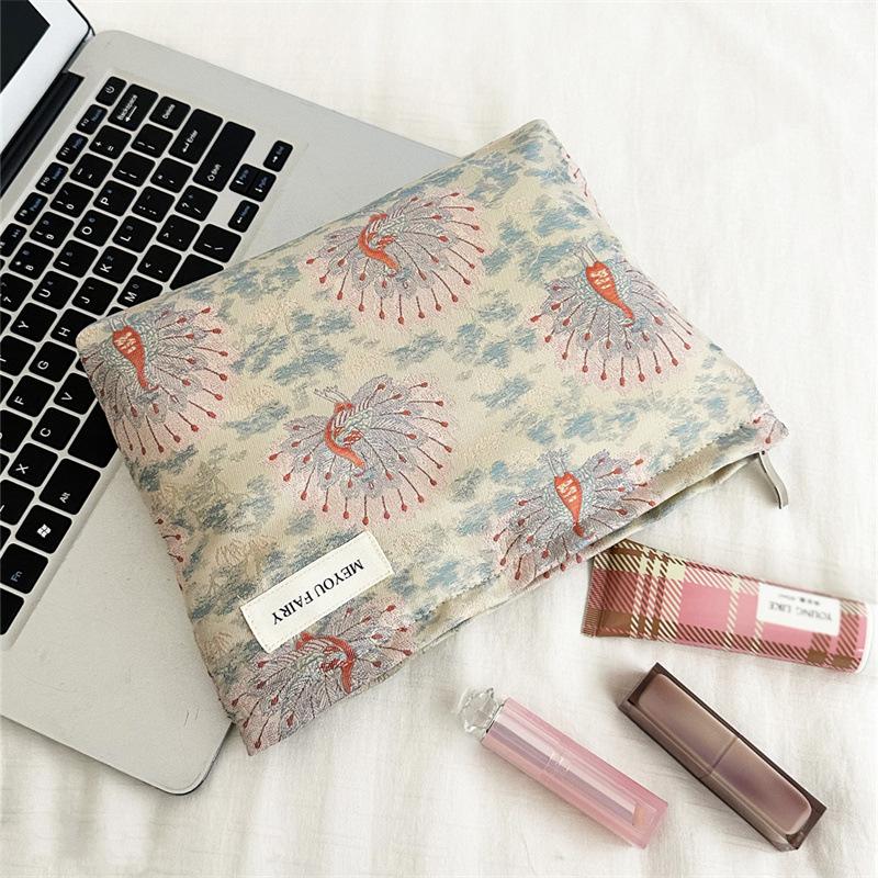 Niche Peacock Print Large Capacity Cosmetic Bag Toilet Bag Travel Storage Bag Female