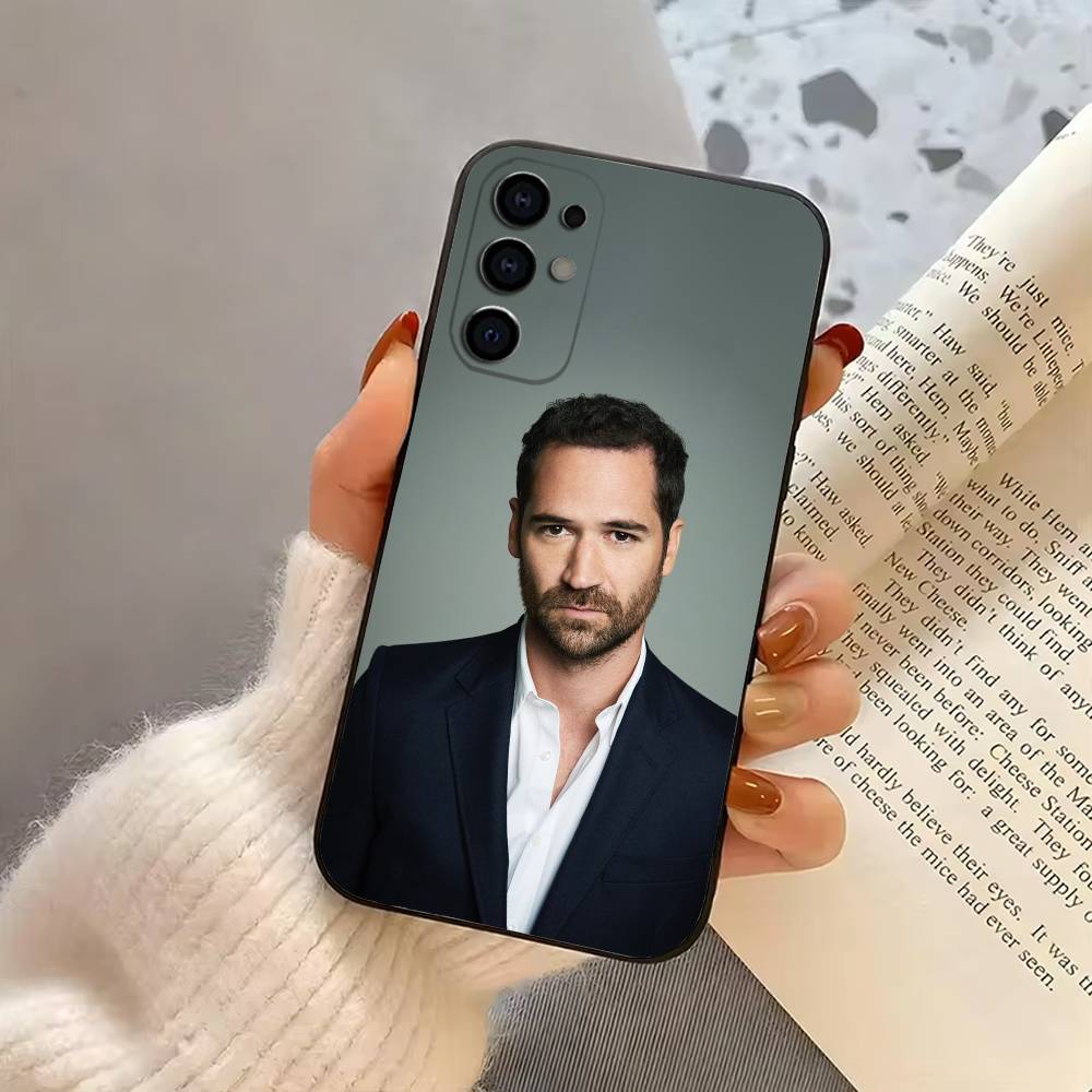 Чехол для телефона M-Manuel G-Garcia R-Rulfo-MGR для Samsung S25, S24, S21, S22, S23, S30, Ultra, S20, Plus, Fe, Мягкий силиконовый черный чехол