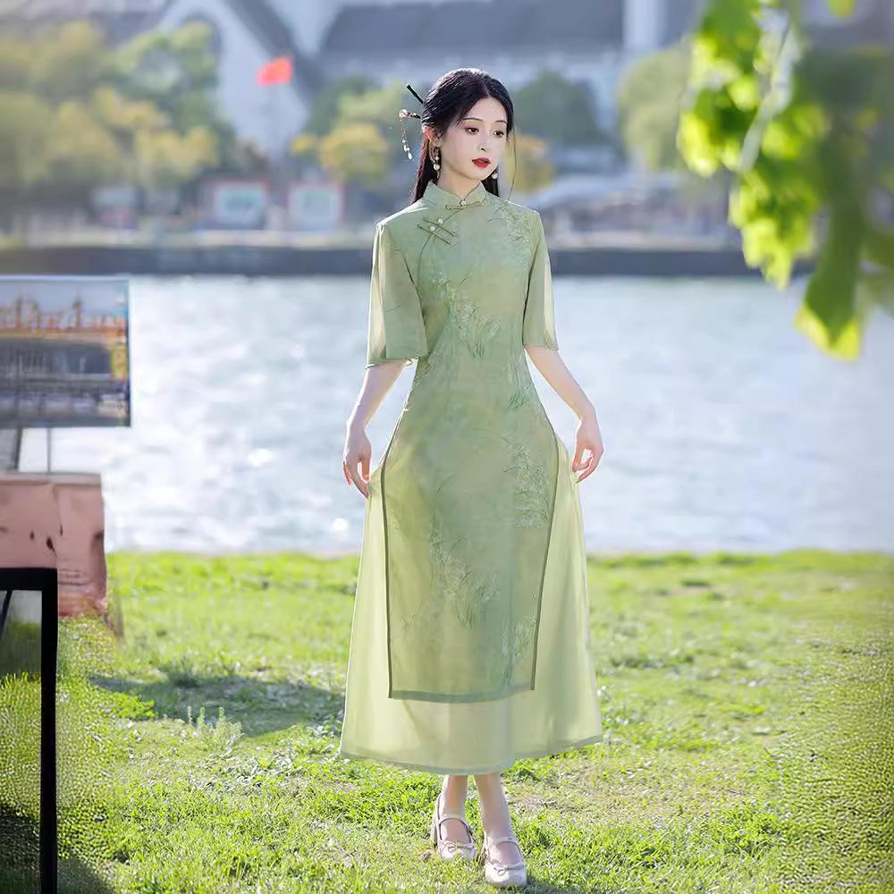 Орхидеево-зеленое летнее ципао 2025: Ао Дай в китайском стиле для молодой девушки на проводы в колледж