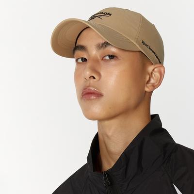 Reebok Бейсболка с логотипом Basic Stretch бежевого цвета