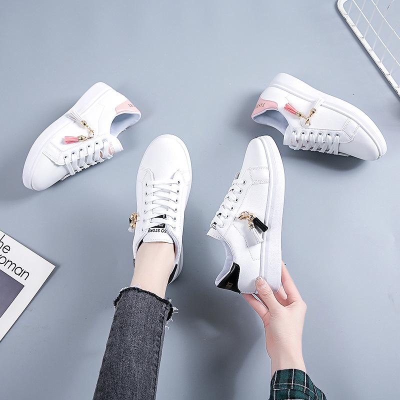 Fashion Women Sneakers White Casual Shoes Outdoor Low Top Running Shoes PU Leather Lightweight Tennis Flat Bottom Women Vulcanized Shoe