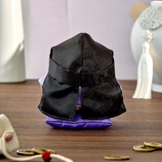 BT21 Сидящая кукла Premium K Edition