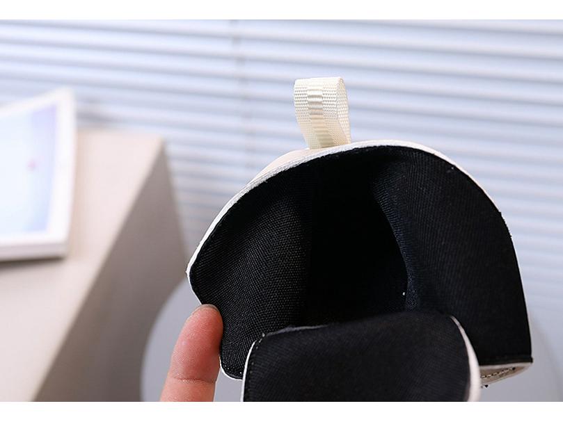 Kids' Martin Boots - Solid Color Short Boots for Boys and Girls. Soft Bottom, Non-Slip Leather Boots for Spring and Autumn.