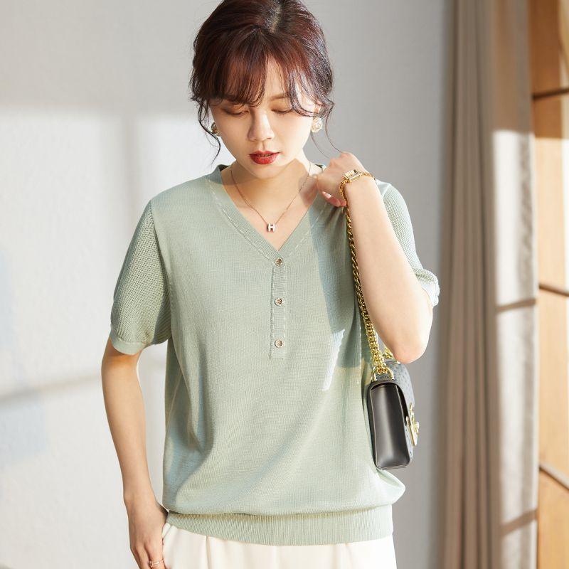 Women's Knitted T-shirt Mom's Summer Outfit Ice Silk Stylish Short Sleeve Summer New V-neck Knitted Top