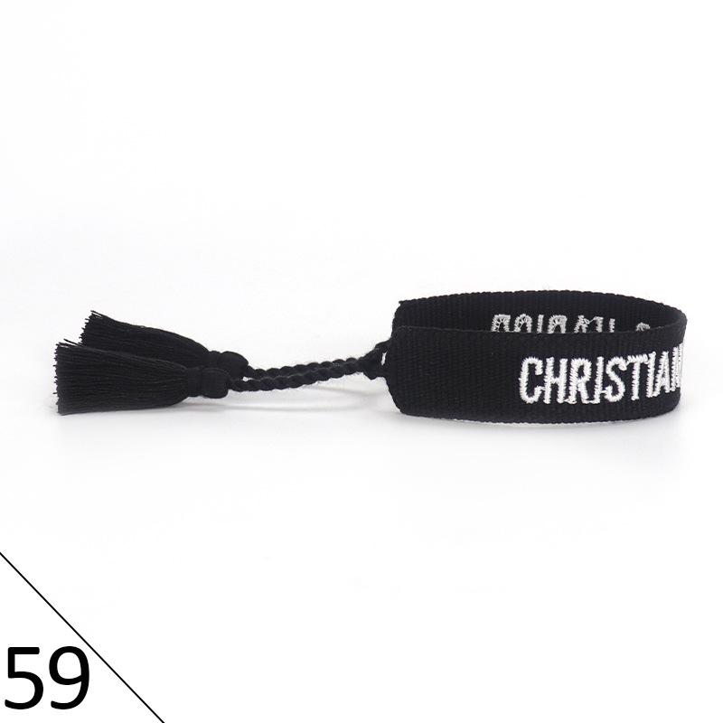 Браслет дружбы ручной работы с вышивкой и кисточками для женщин