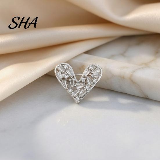 Elegant Lapel Pin Mini Love Heart Brooch Pin, Silver Golden Plated Shape Women Collar Pins Hats Bags Scarves Clothes Decorative Accessory Alloy