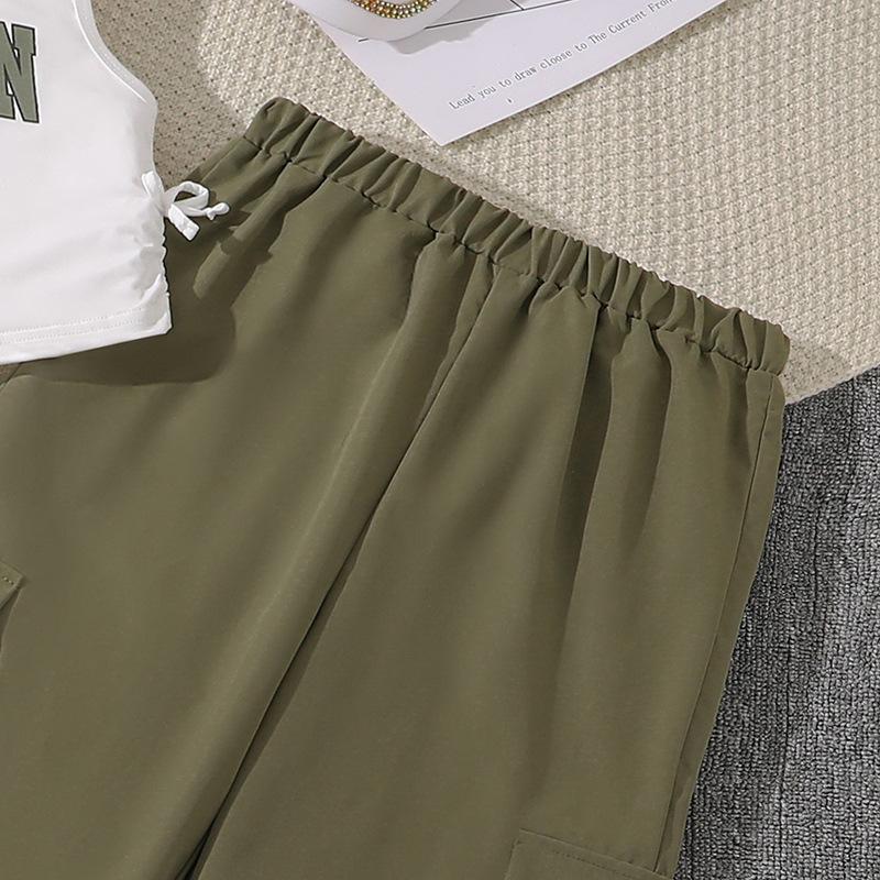 Модный комплект для девочек, летний детский топ без рукавов с надписью, повседневные брюки-карго, комплект из двух предметов