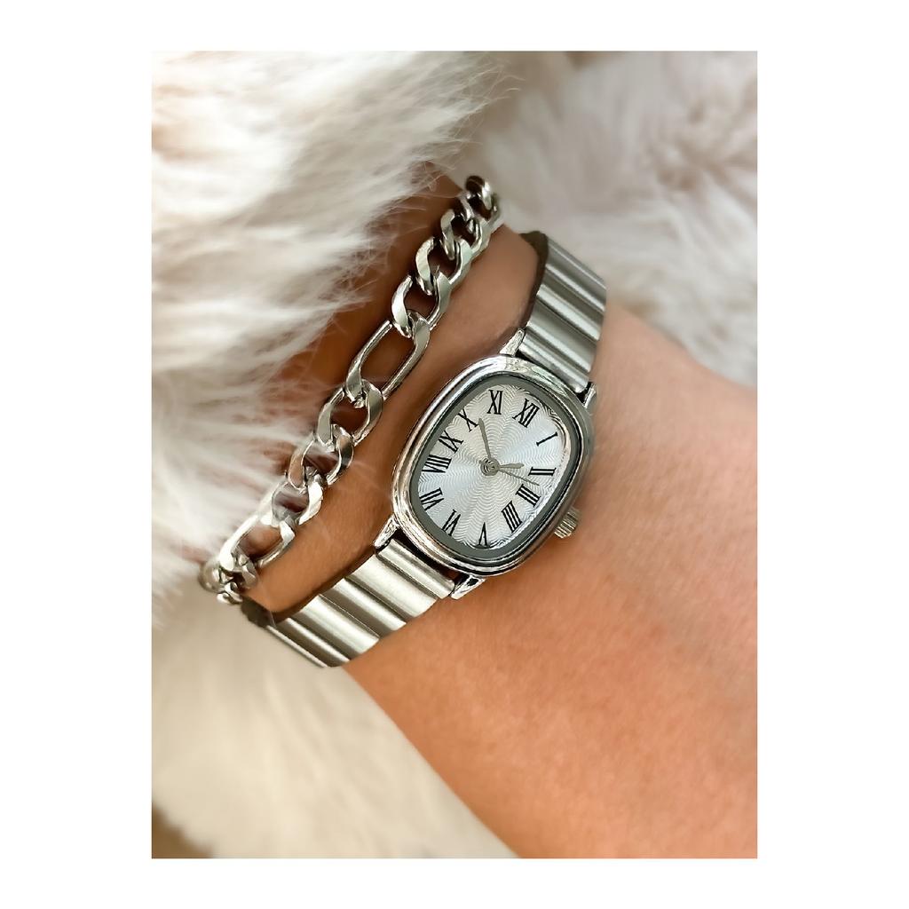 Brand Retro Model, Minimal Oval Case, Silver Color Bracelet, Roman Numeral Women's Watch Bracelet