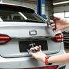 Профессиональный алюминиевый съемник автомобильных знаков с эргономичной ручкой. Простое управление для легкого снятия символов с мотоциклов и автомобилей