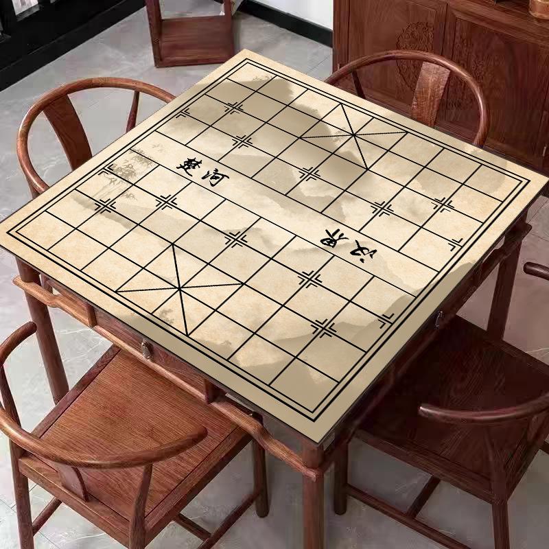 Нескользящий, устойчивый к грязи коврик для стола маджонг и покера - простой в уходе дизайн шахматной доски