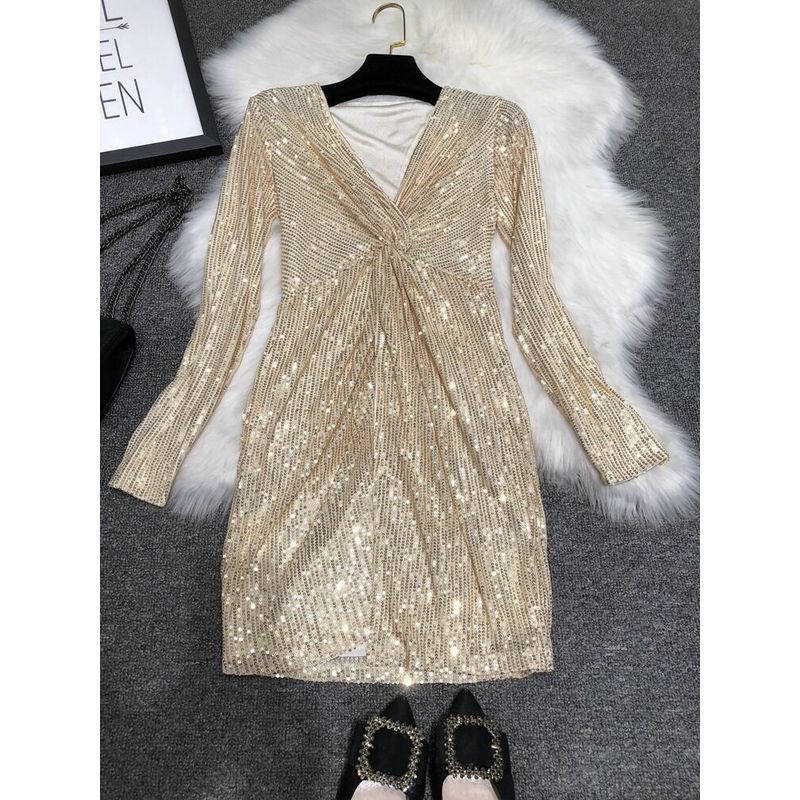 Elegant Sequin Evening Dress with a Slim Fit, Deep V-Neck, Suitable for Annual Parties, Hosts, and a Luxurious Niche Style for Women