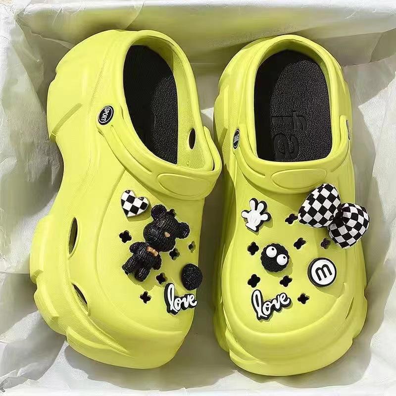 Super thick sweating dog hole shoes women's 2 platform beach shoes to increase the height and cool slippers to wear outside