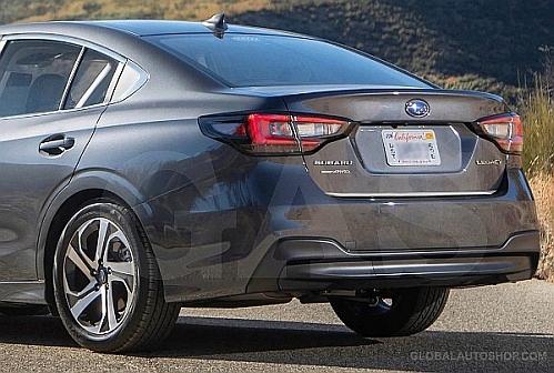 Subaru LEGACY VII 2020+ CHROME Tailgate Trim