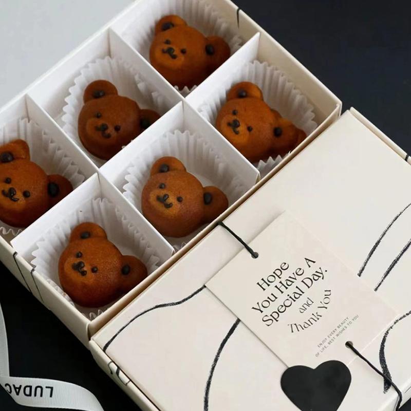 1 PC Bear Baking Mold Pan Non-Stick Carbon Steel DIY Cute Candy Cake Mold Tools Decoration Biscuit Candy Mould Baking Kictchen