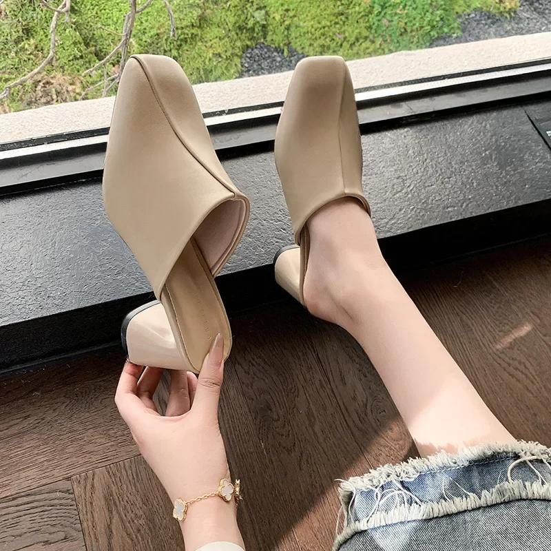 Новые женские полутапочки Baotou с квадратным носком на высоком каблуке, модная уличная обувь на толстом каблуке, однотонные мюли, шлепанцы