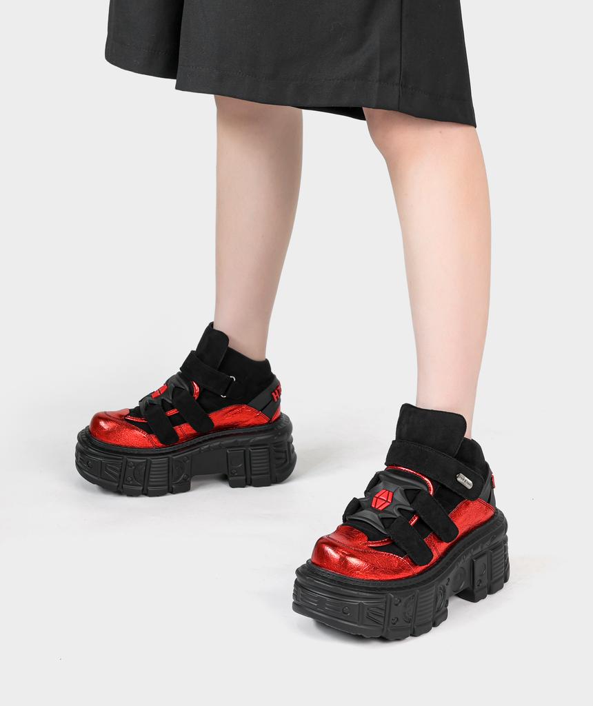 Готические ботильоны на шнуровке Новая панк-стиль женская обувь Высота каблука 6 см Обувь на платформе Женские кроссовки с металлическим декором