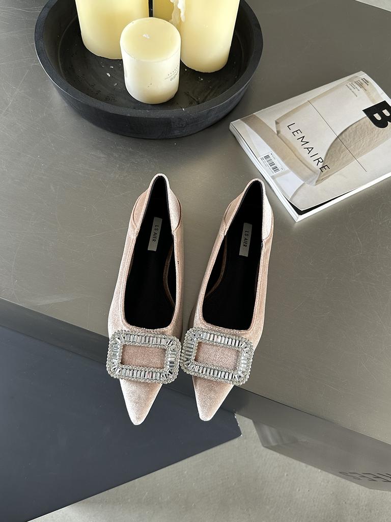 Модные женские туфли на плоской подошве с острым носком, осенние туфли на низком каблуке со стразами, пряжкой, бежевые/винно-красные/черные, повседневные мокасины, размер 35-39