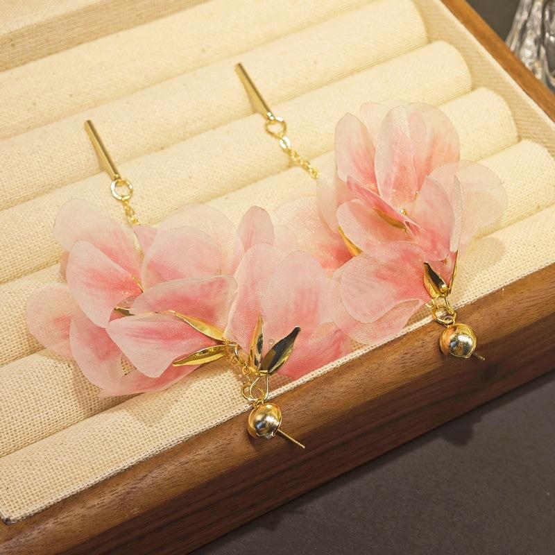 Серьги Flower Mesh, серьги Niche Temperament Design, маленькие свежие пасторальные серьги