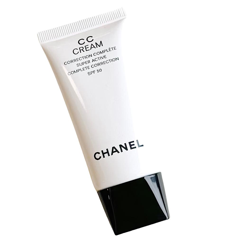 Chanel CC-крем SPF50 Тональная основа, Корректор тона кожи с натуральным покрытием 30 мл #10