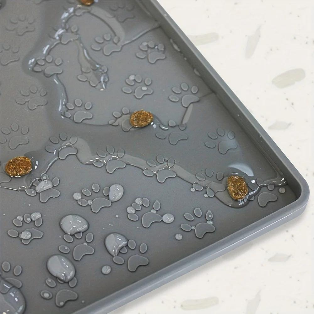 Pet Silicone Food Mat Cat and Dog Pet Items Portable Waterproof Leakproof Non-slip Feeding Mat Bowl Mat Pet Feeder Supplies