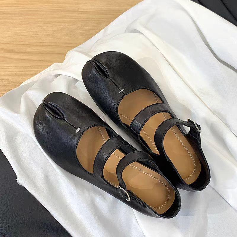 Туфли Мэри Джейн с раздельным носком для женщин Туфли-таби на квадратном каблуке Лоферы Весна-Лето Мягкие женские туфли-лодочки из кожи