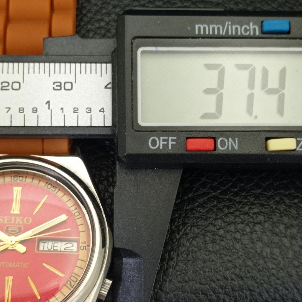 Б/У винтажные мужские часы SEIKO 5 AUTOMATIC 7009A из Японии с красным циферблатом a434978-2 R122-a434978