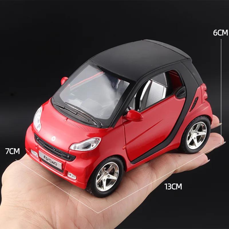 ABAC1 1:32 Smart Alloy Car Model Simulation Sound And Light Pull Back Toy Car Boy Collection Decoration Gift