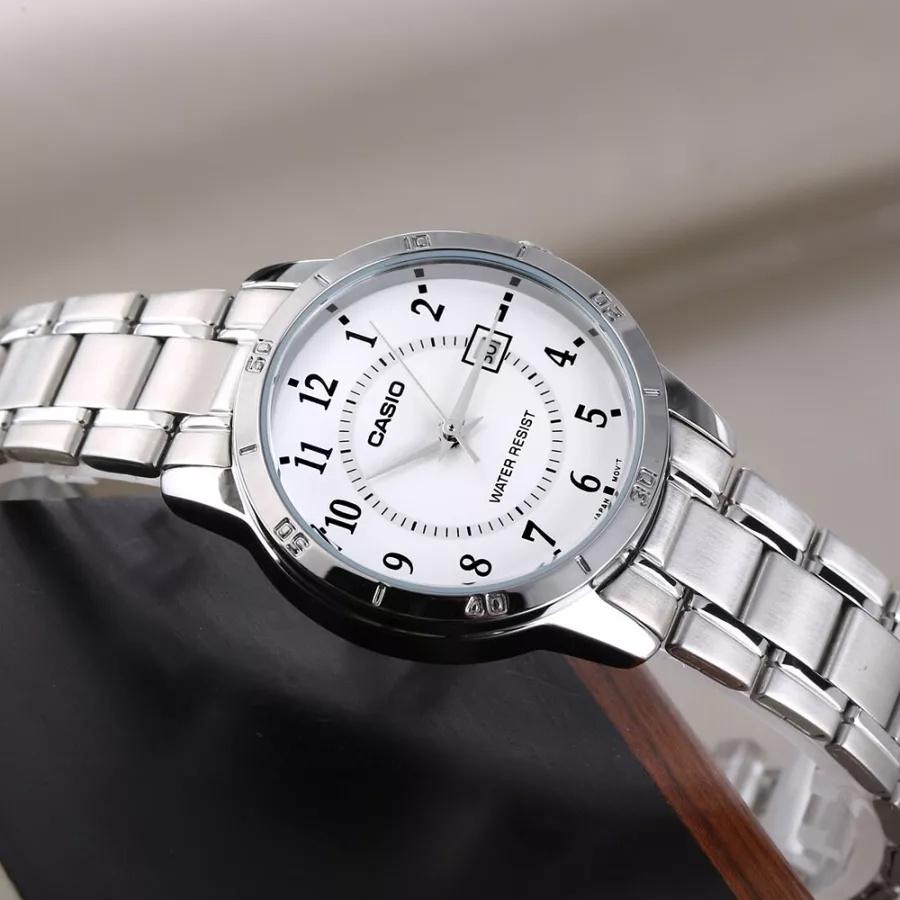 Casio Мужские кварцевые часы из нержавеющей стали, корпус и браслет, LTP-V004D-7B