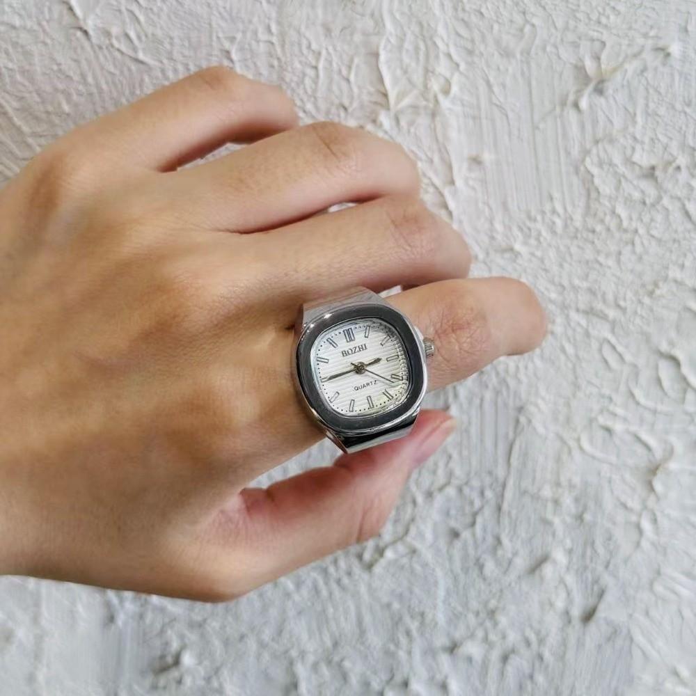 Punk Rings Jewelry Clock Heart Shape Finger Watch Ring Cool Roman Quartz Watch Women