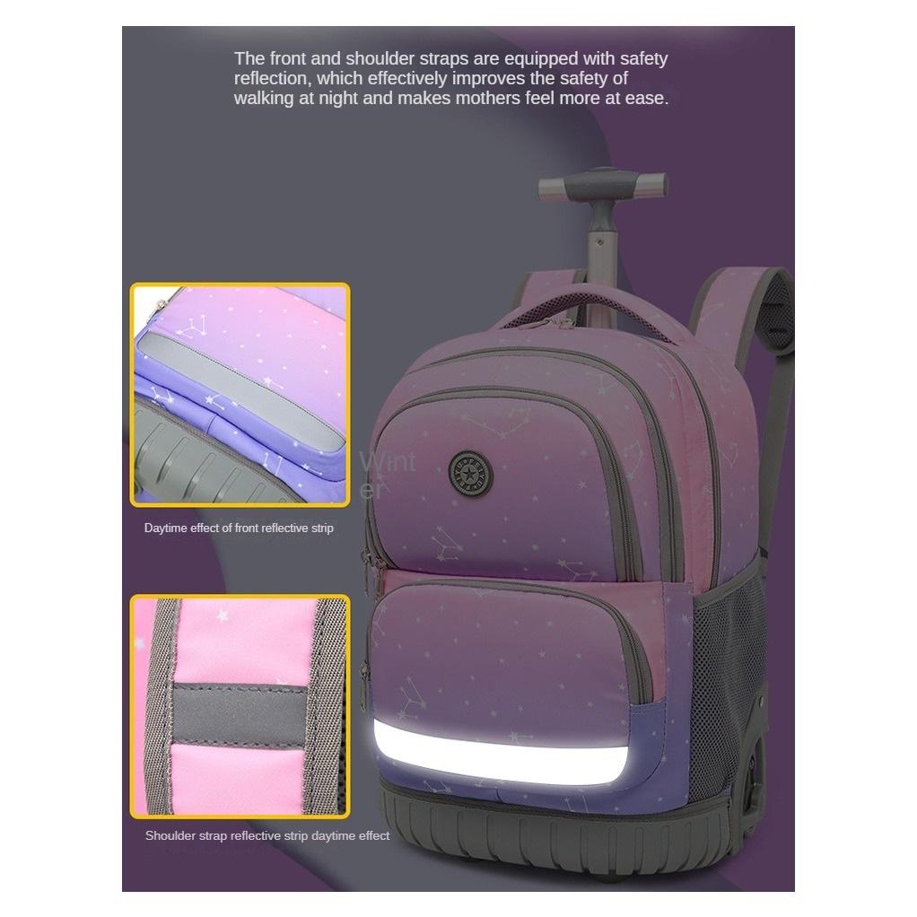 Школьники переносят и тянут ранцы на тележке двойного назначения с колесами, на которых можно подниматься по лестнице.