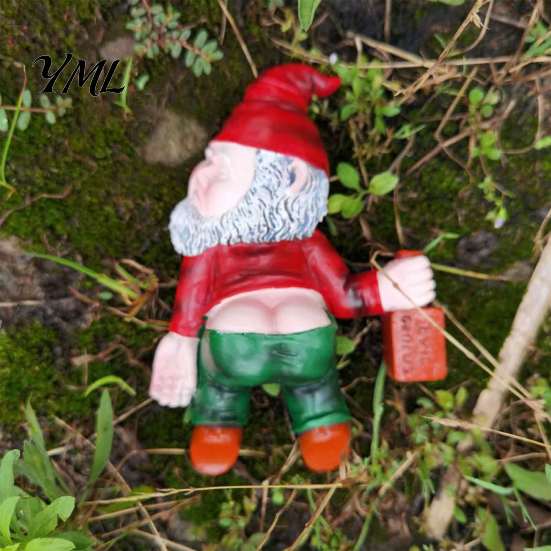 Unique Outdoor Yard Art Funny Drunk Dwarf Garden Decoration, Gnome Statue, Resin Sculpture Gift for Friends And Family Lawn Patio Decor, Weather